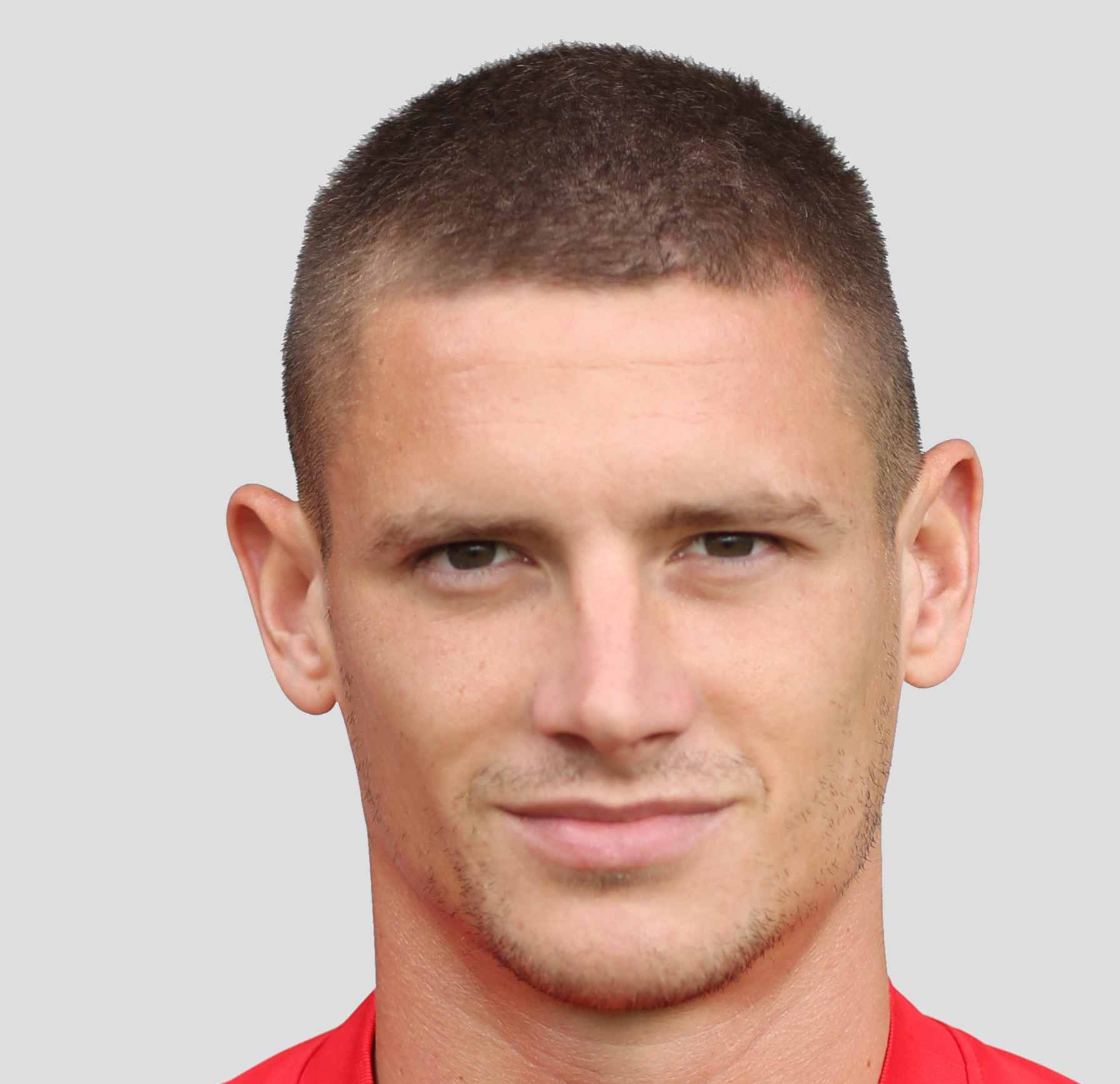 https://img.zjzlxg.com/img/football/player/b4e4329b846a355a66f3e83626b2a86a.jpg